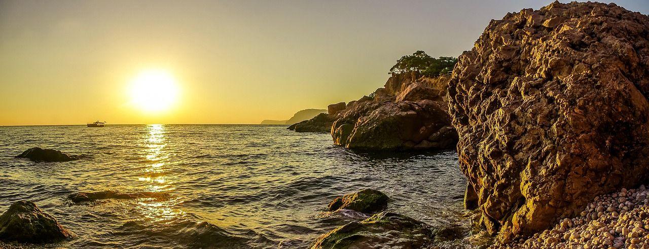 Бархатный сезон 2026: продажи туров по России просели на 22%, но Анапа выросла вдвое